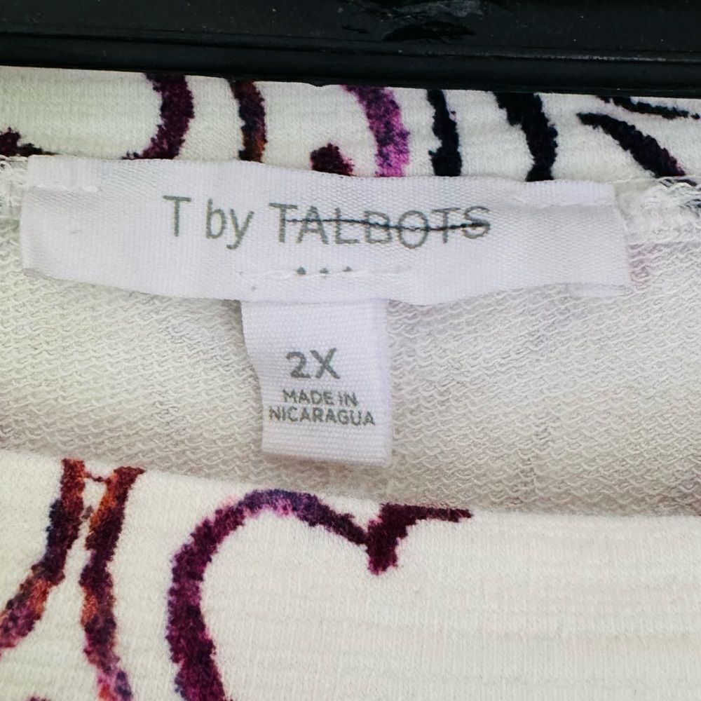 T By Talbots Sketched Tile Print Top Size 2x - image 3